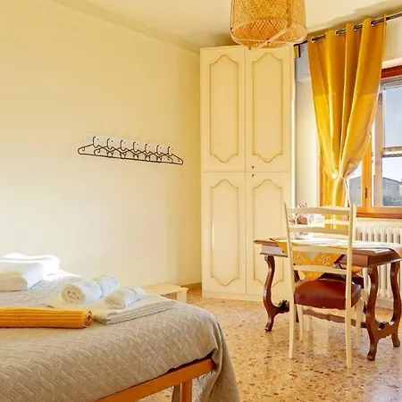Le 7 Calle Apartment Pisa